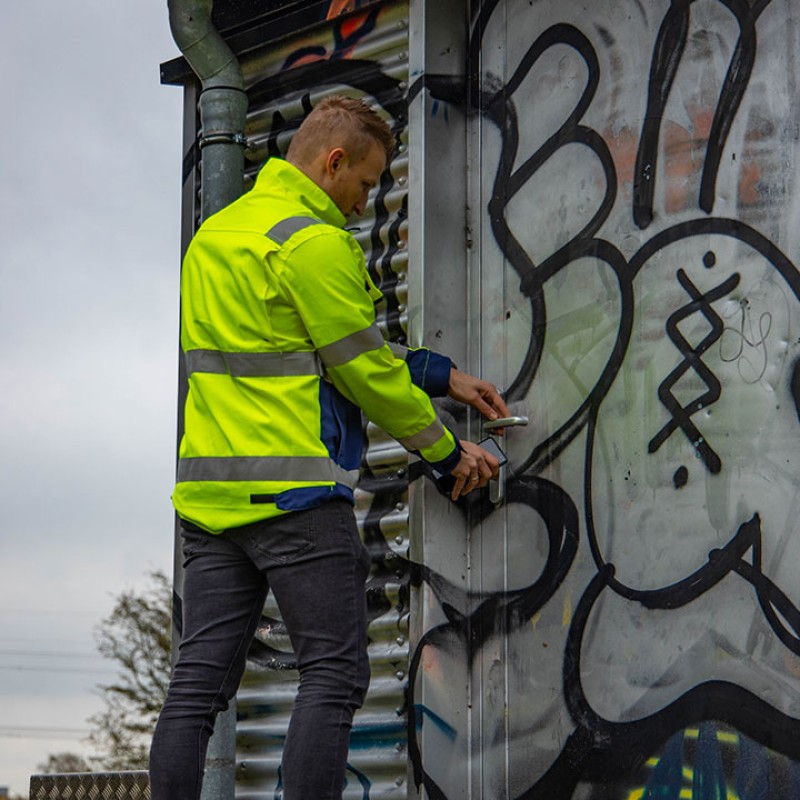 Cilindre amb electrònica exterior i interior amb pom apertura amb mòbil