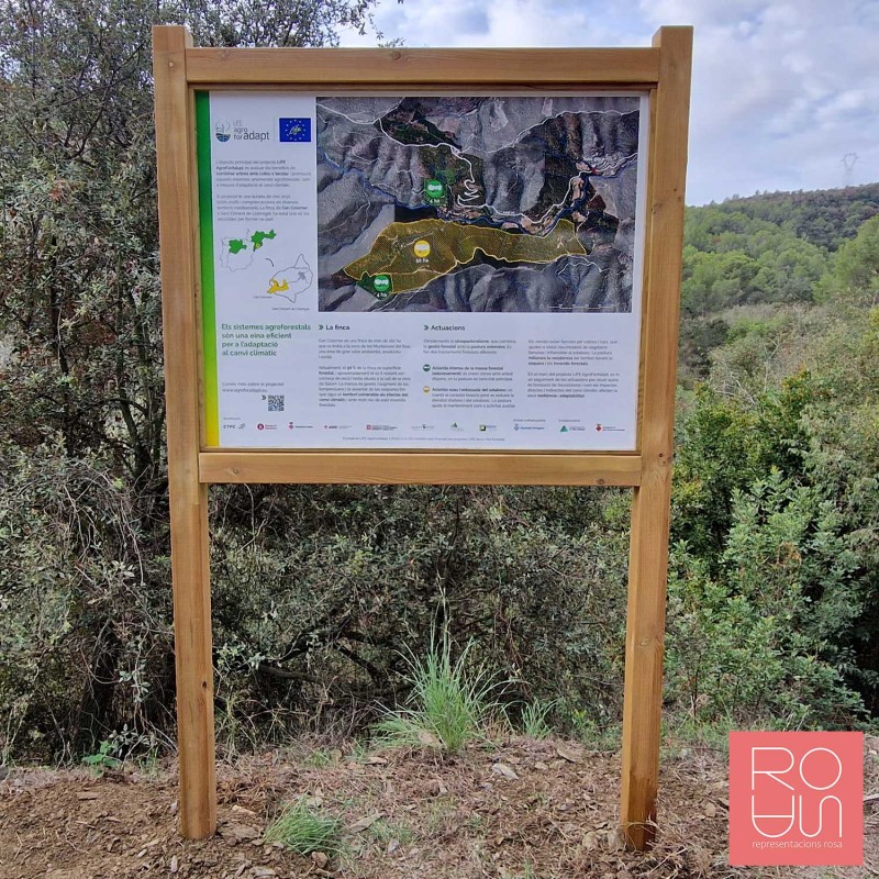 Cartellera de fusta sense teulada LIFE